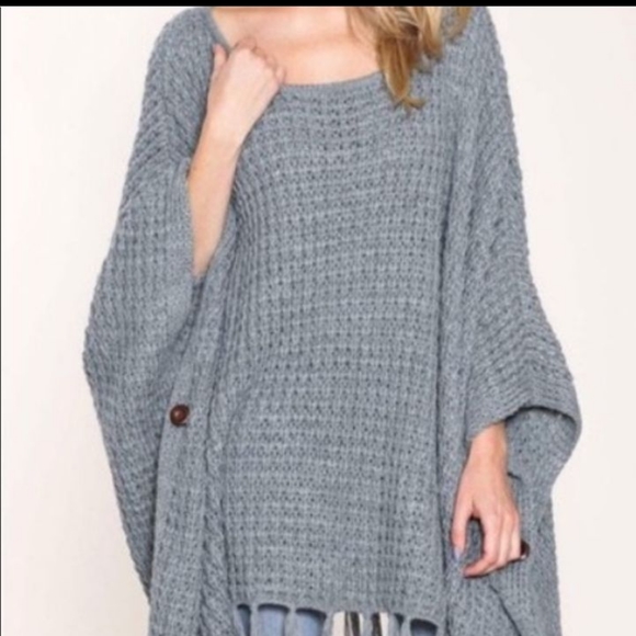 - Sweaters - Soft & Elegant Waffle Knit Poncho